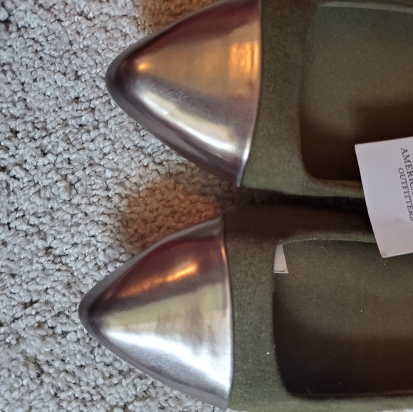 American Eagle flats - Picture 4 of 5